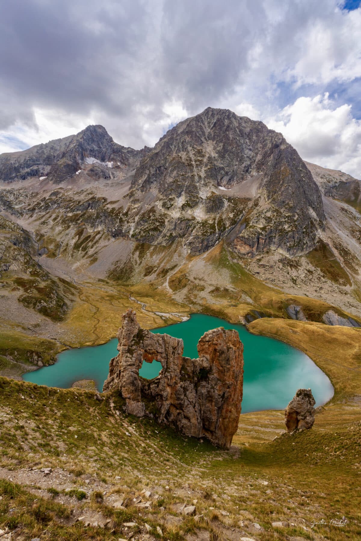 Roche Percée de la Muzelle, massif des Écrins, formation rocheuse emblématique et paysages alpins - Vente de tirages décoratifs par Gaëtan Michel