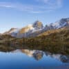 La Meije et son reflet dans le Lac de Lérié, Plateau d'Emparis, paysages alpins symétriques - Photo par Gaëtan Michel