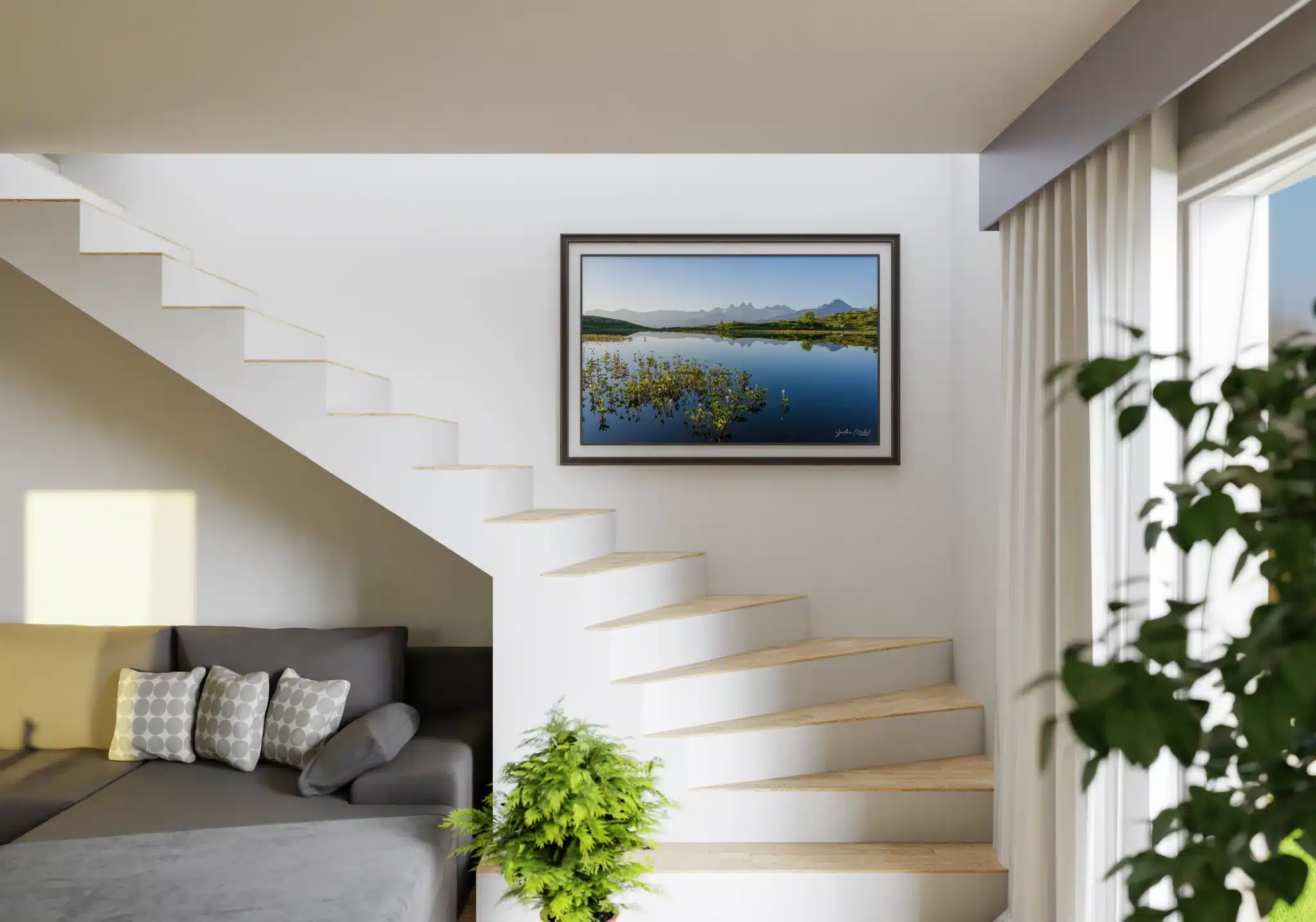 Les Aiguilles d’Arves et leur reflet dans le Lac Guichard, mis en valeur dans un escalier moderne. Tableau des Aiguilles d'Arves et du Lac Guichard encadré dans un escalier moderne - Décoration montagne par Gaëtan Michel